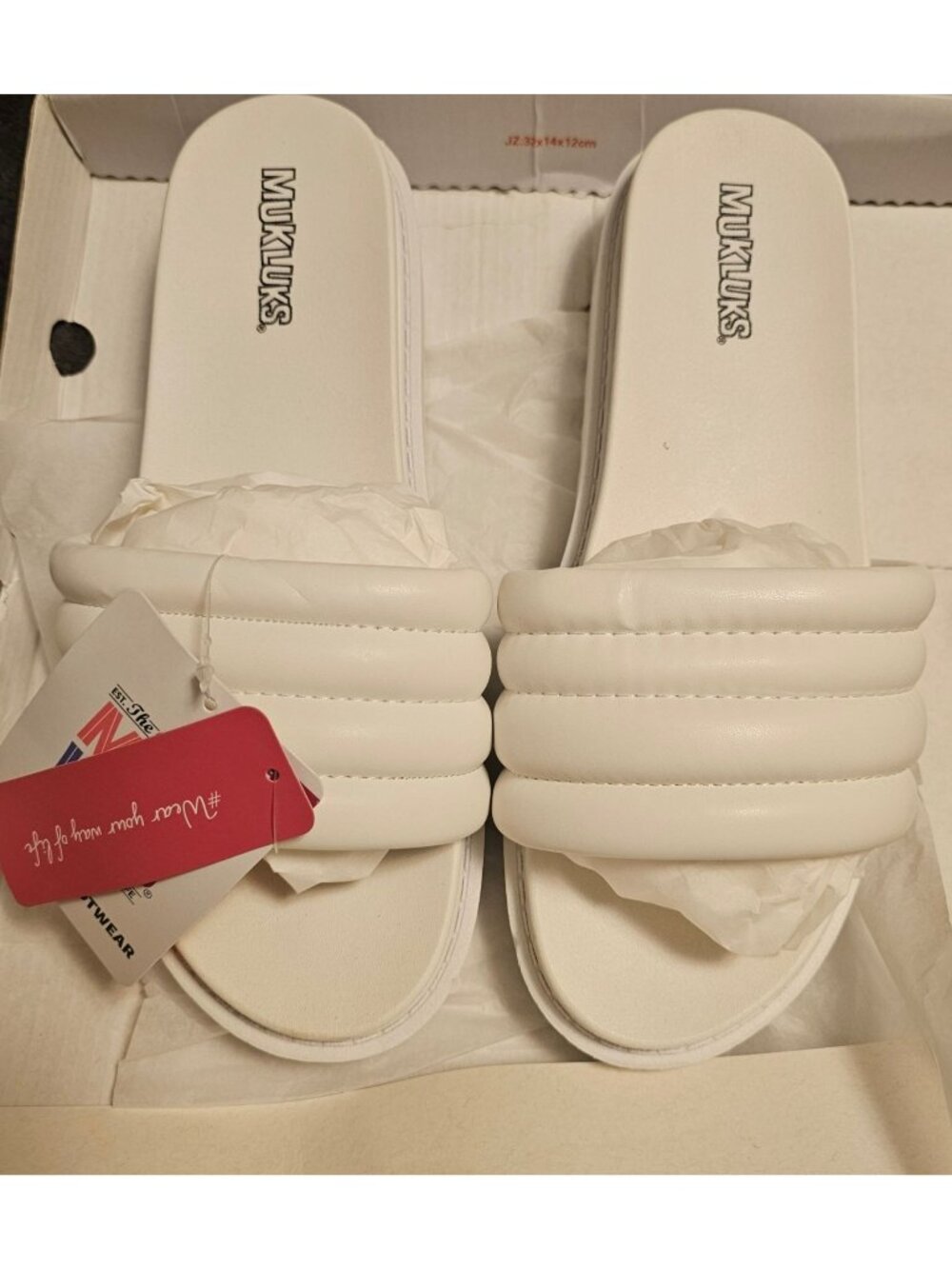 Muk Luks Women's White Slides Size 10 Non-Slip Sole Cushioned Insole New In Box